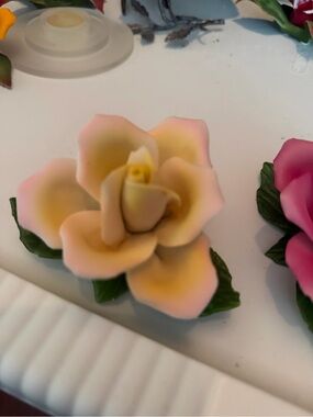 Capodimonte Roses  Vintage